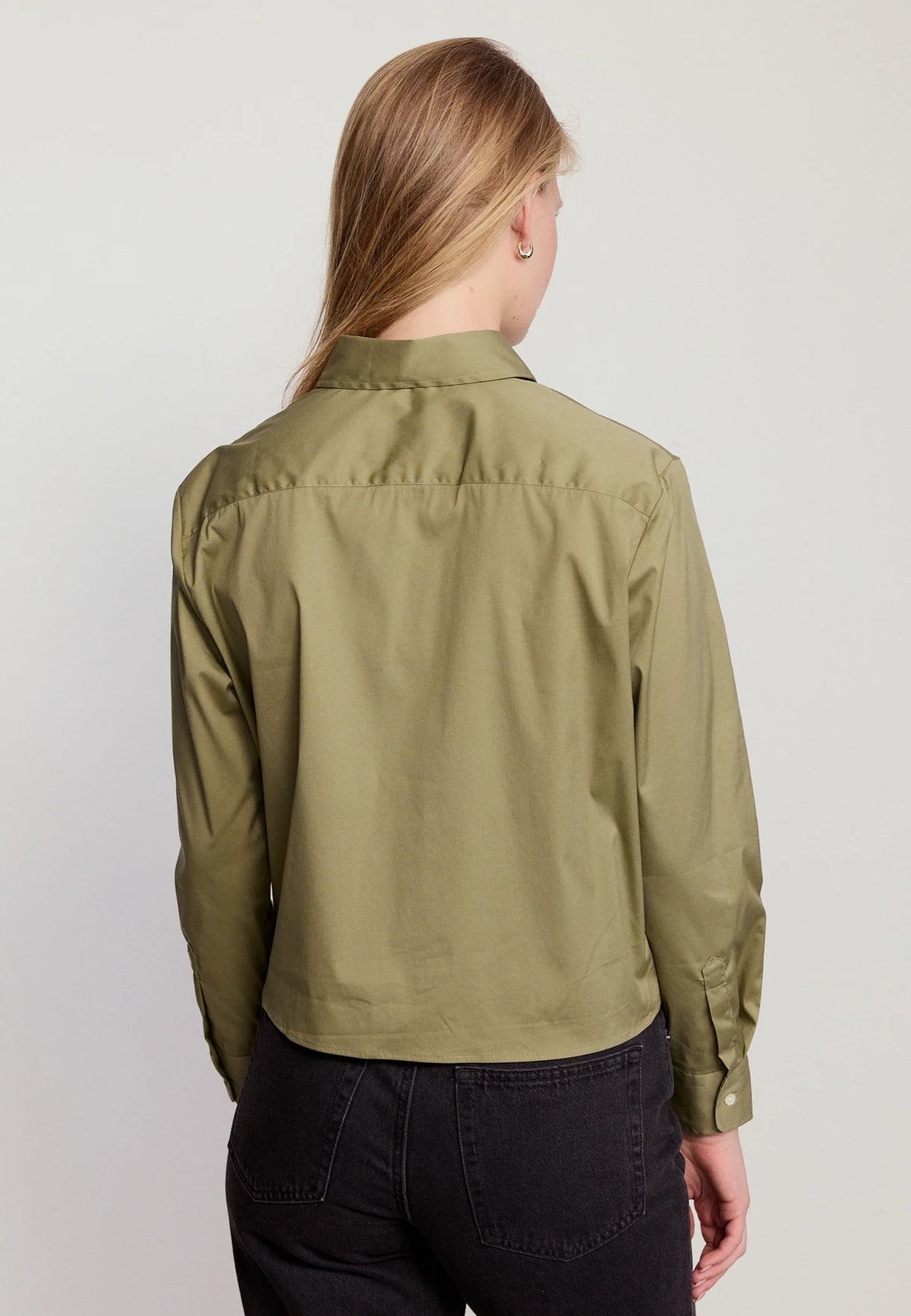 LS Boxy crop olive THESHIRT