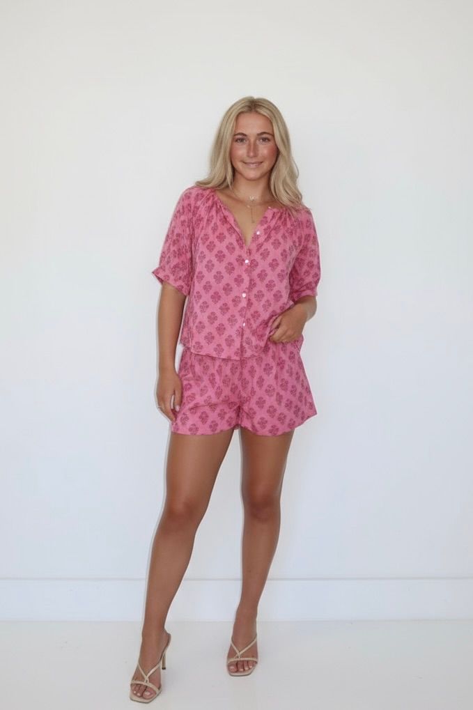 Nibi-Mtk  Bailee short in Pink Sand
