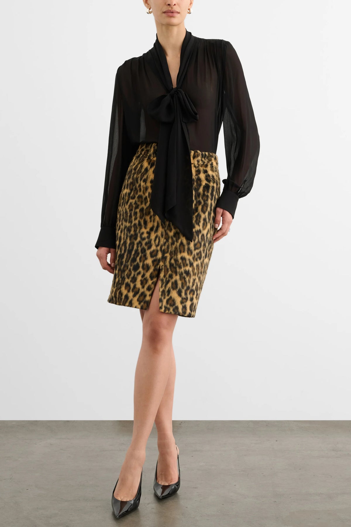 Toccin Kaila Tie Neck Button Front  Blouse