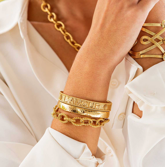Capucine De Wulf L'Amour Toujour Hinged Gold Bangle