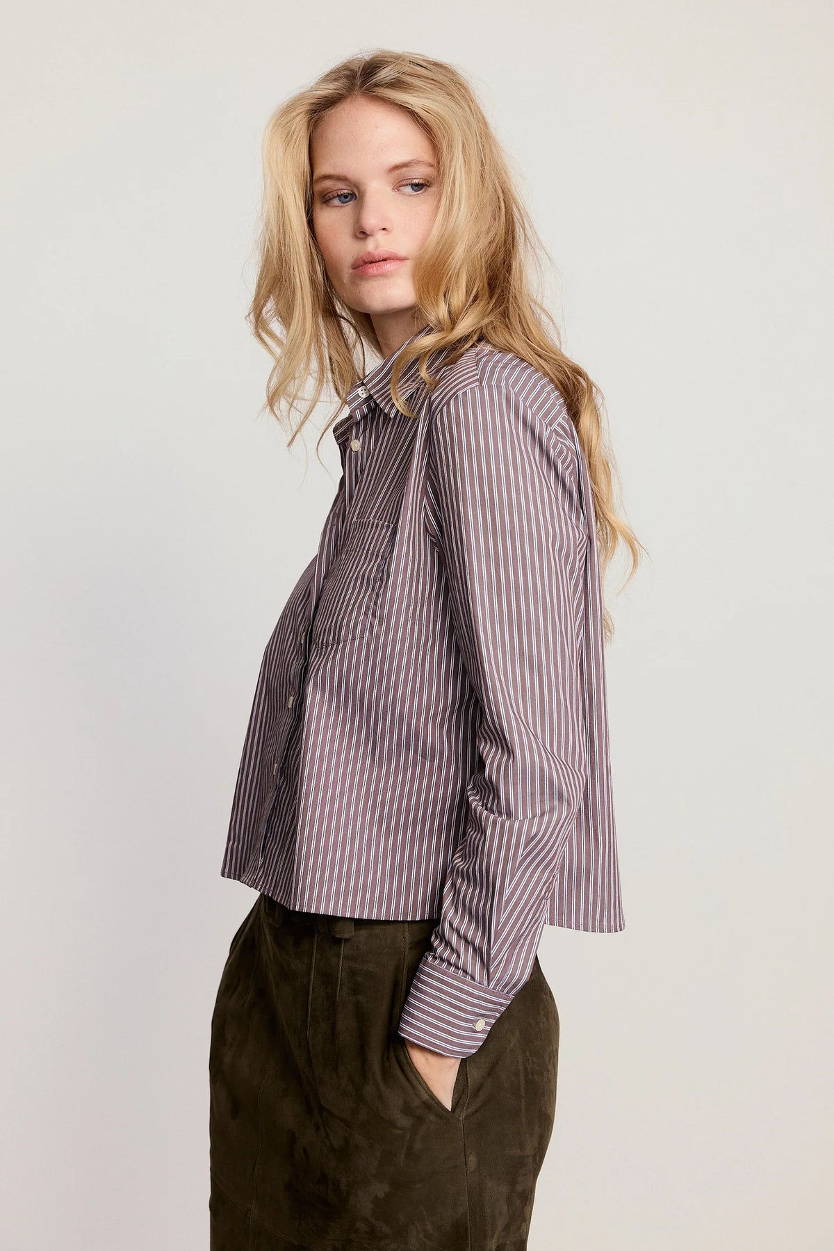 LS Boxy crop brown/white stripe THESHIRT