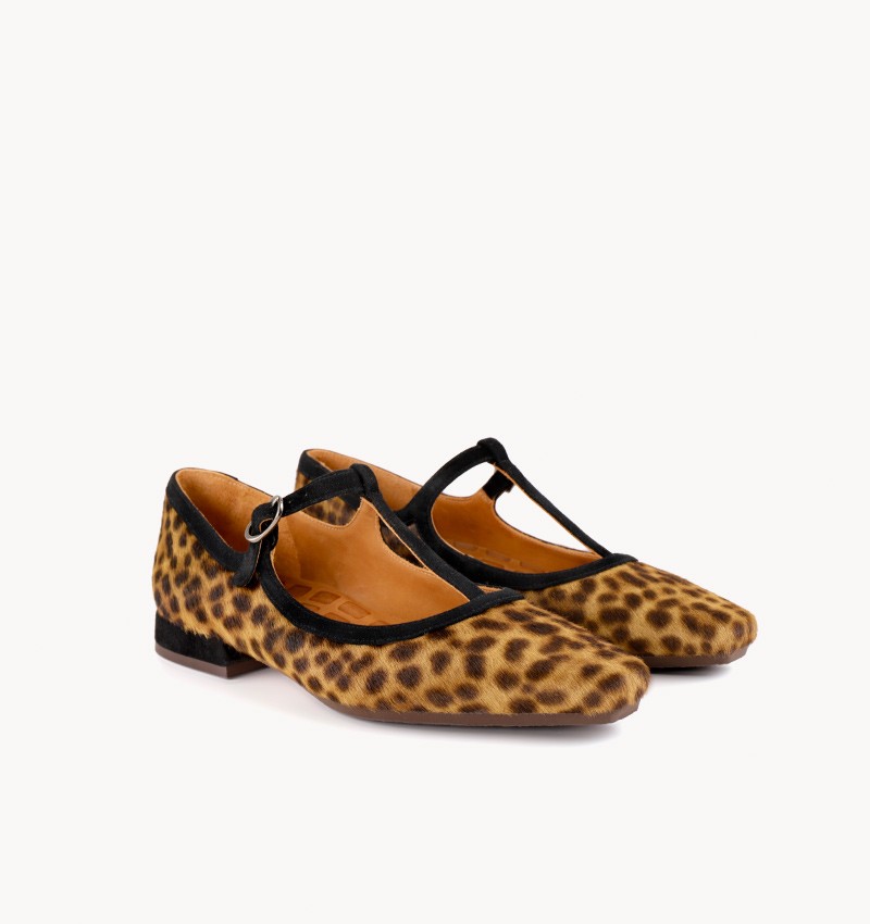 Chie Mihara GATUI Animal Print